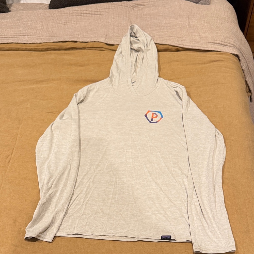 Patagonia Light Gray Hooded Sweatshirt